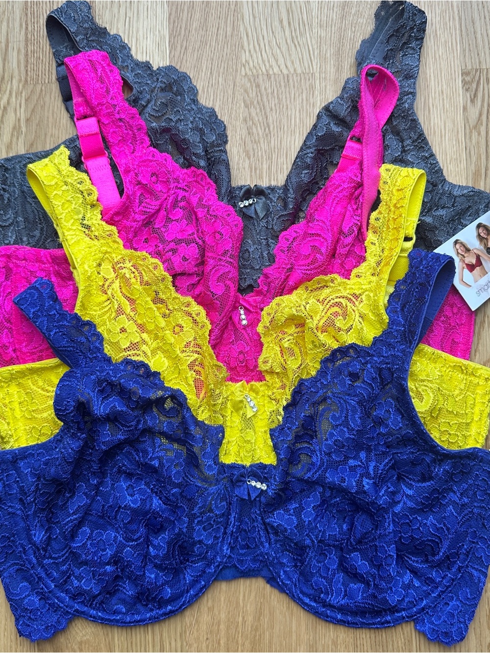 smart & sexy Lace Full-Coverage Bra in Blue, Yellow, Pink, Gray
